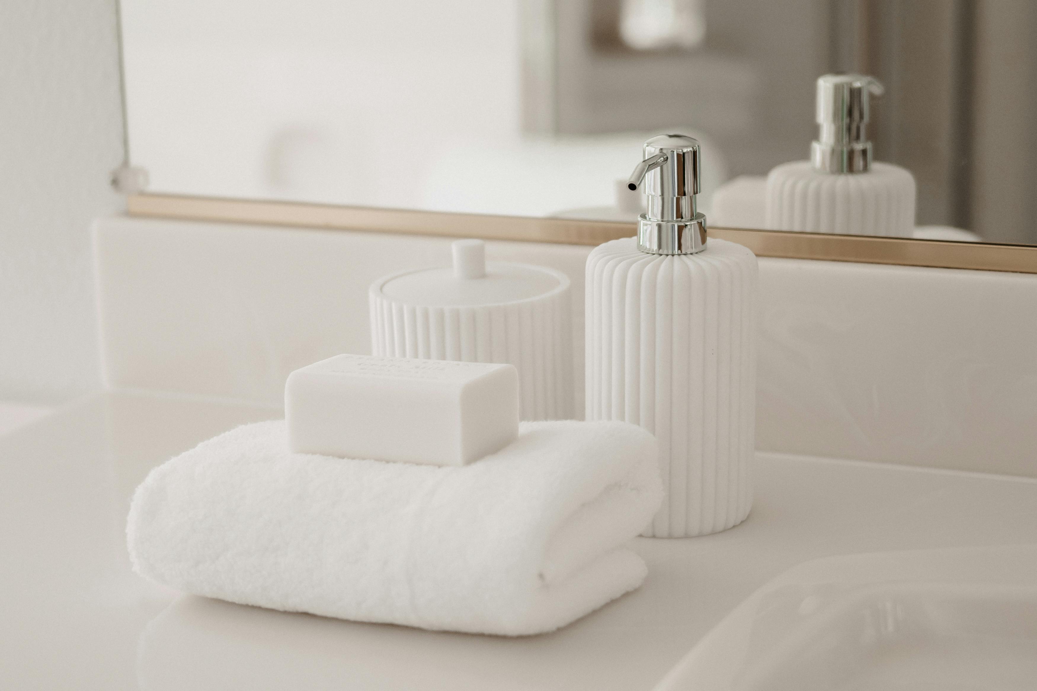 IME Restore Era bathroom lifestyle